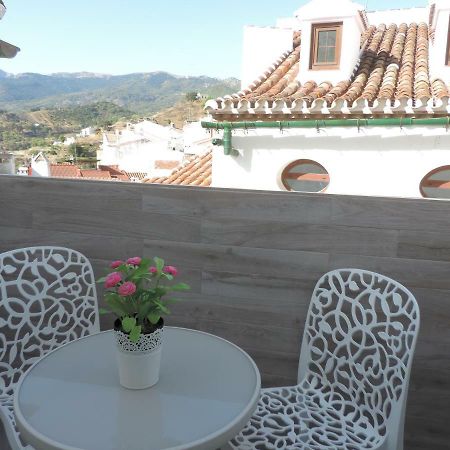Casa Las Tres Conchas Yunquera Eksteriør bilde