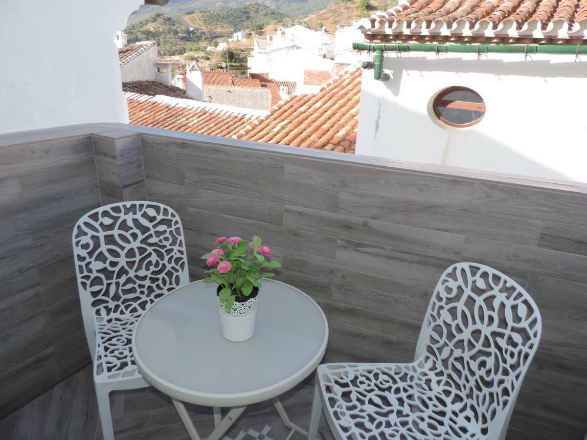 Casa Las Tres Conchas Yunquera Eksteriør bilde